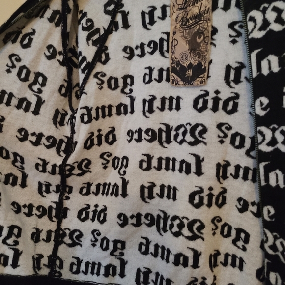 L.A.M.B. Where Did My Lamb Go Cashmere Sweater - Picture 6 of 10